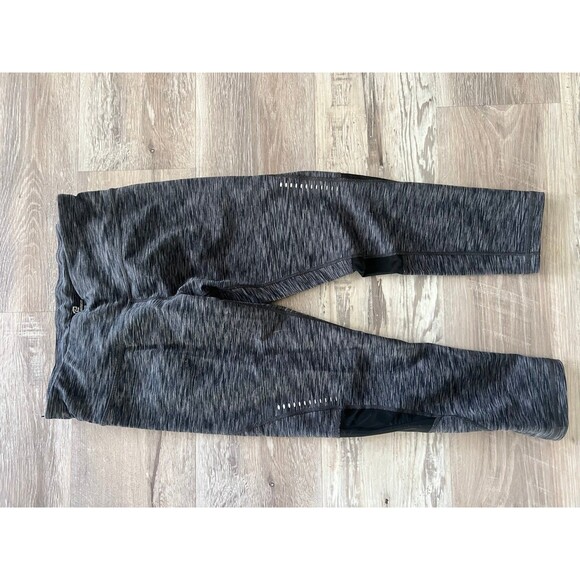 Women’s Road Runner Capri Crop leggings with mesh spandex pockets workout wear S - Picture 1 of 3
